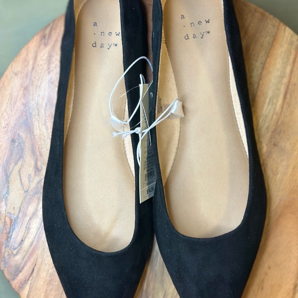 A New Day Classic Black Flats - Picture 4 of 4
